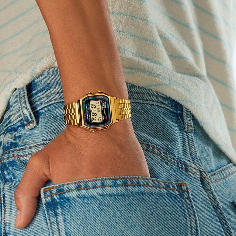 Reloj Vintage Iconic Dorado