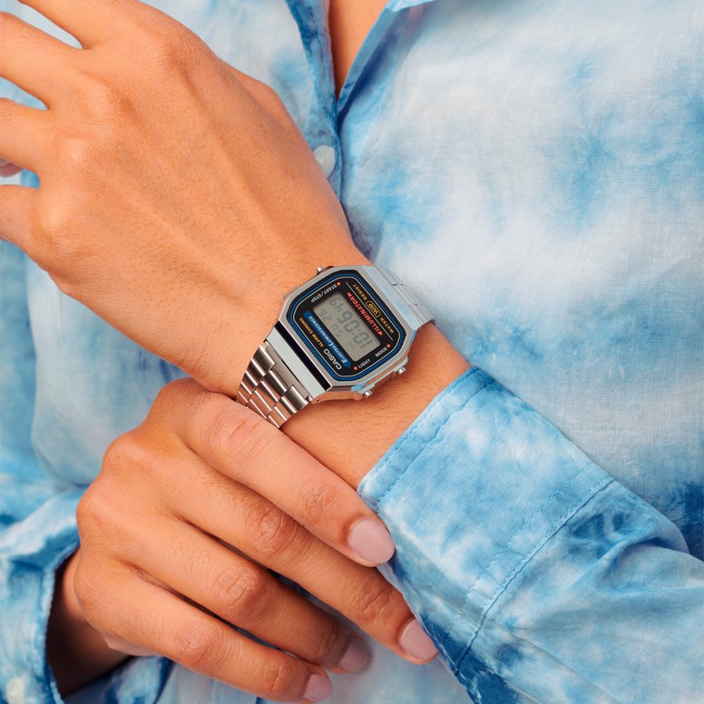 Reloj Vintage Iconic Plateado