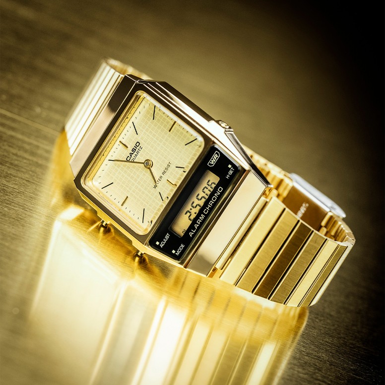 Golden Edgy Vintage Watch