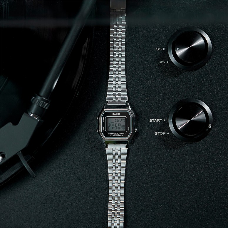 Reloj Vintage Iconic Plateado
