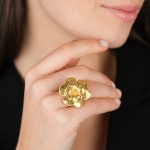 Golden Silver There Goes the Amlia Flower Ring