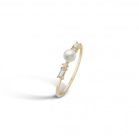 18K Gold Pearl and White Topaz Ring