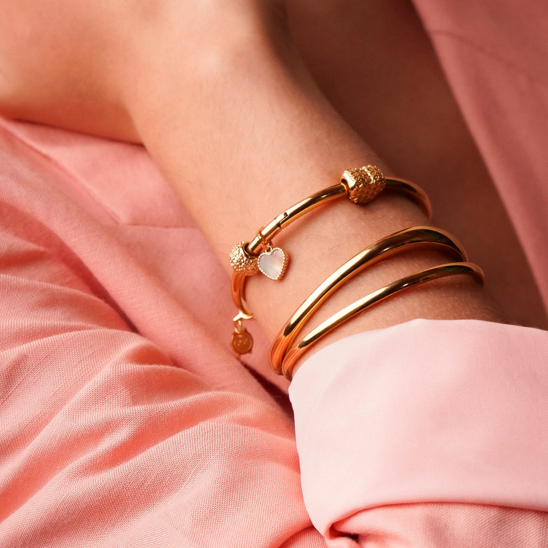 Esclava Energy Master Oval Golden