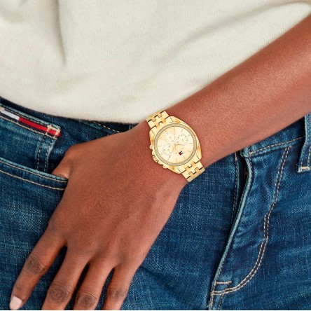 Reloj Acero Dorado y Cristales