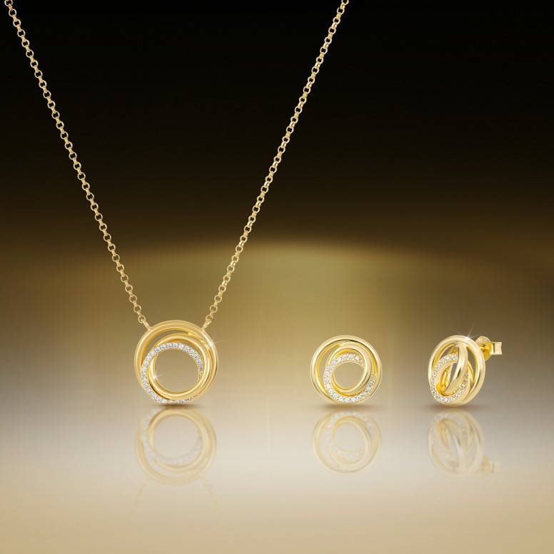 Brillare Flowing Gold Circle Necklace