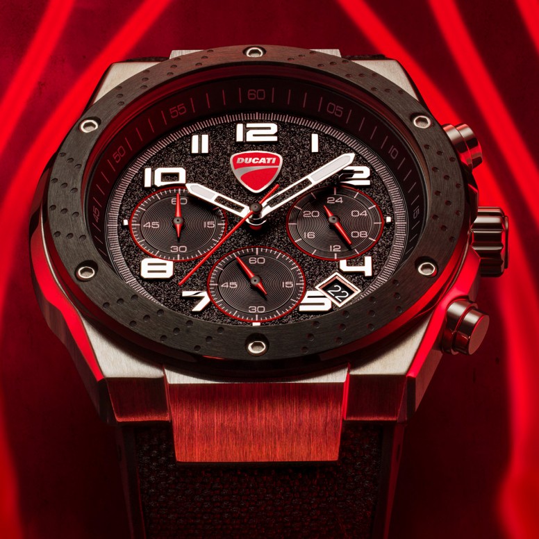 DTW0006 Chrono Black Watch