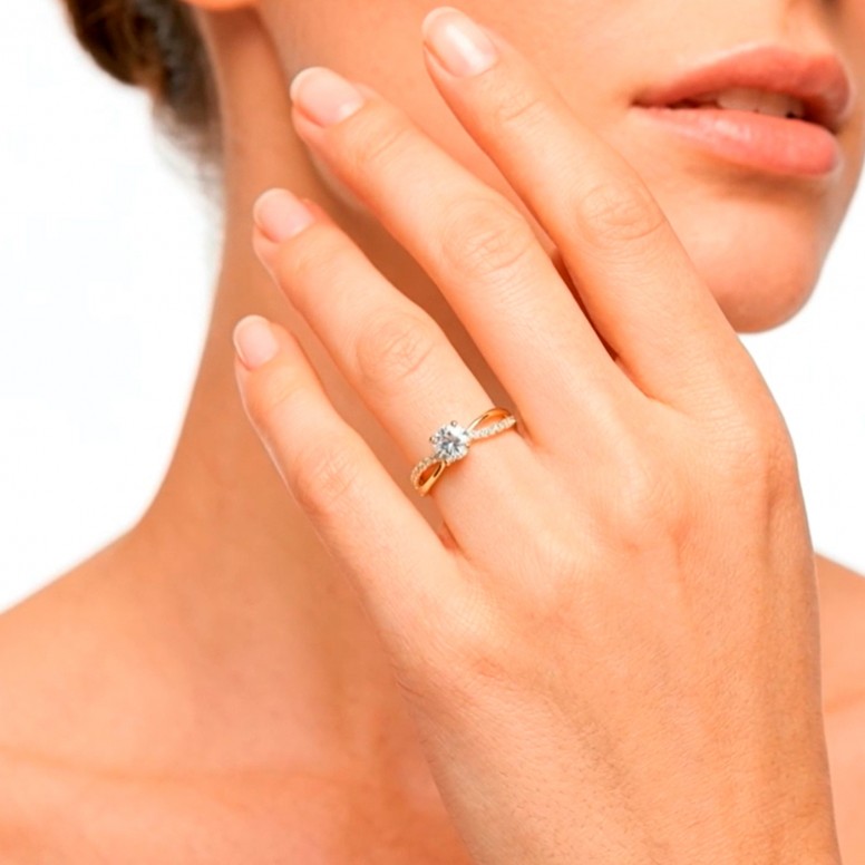 Ring Simone 18K Gold Diamonds and Topaz