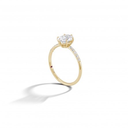 Anel Liz Ouro 18K Diamantes e Top�zio