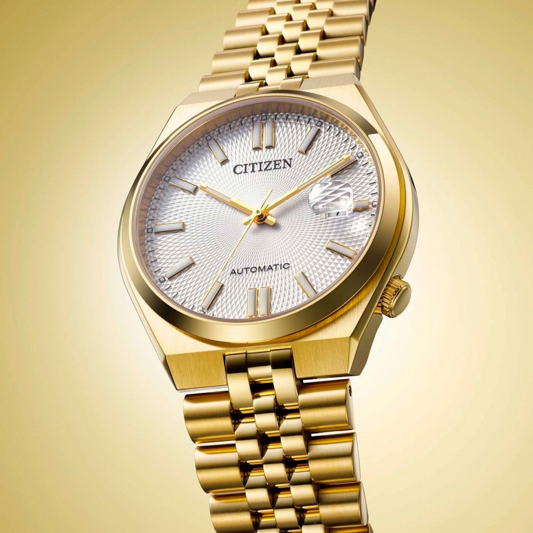 Tsuyosa Gold Watch